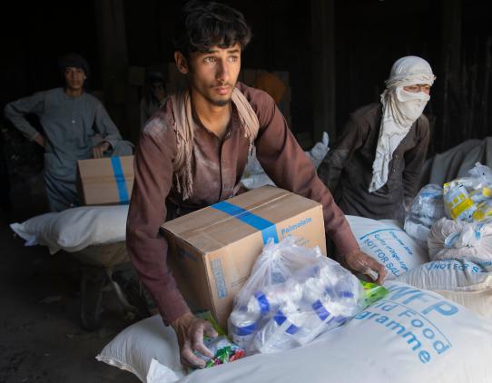 Food distribution for refugees Food distribution for refugees