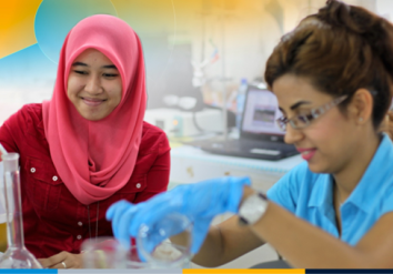 Women working in a lab